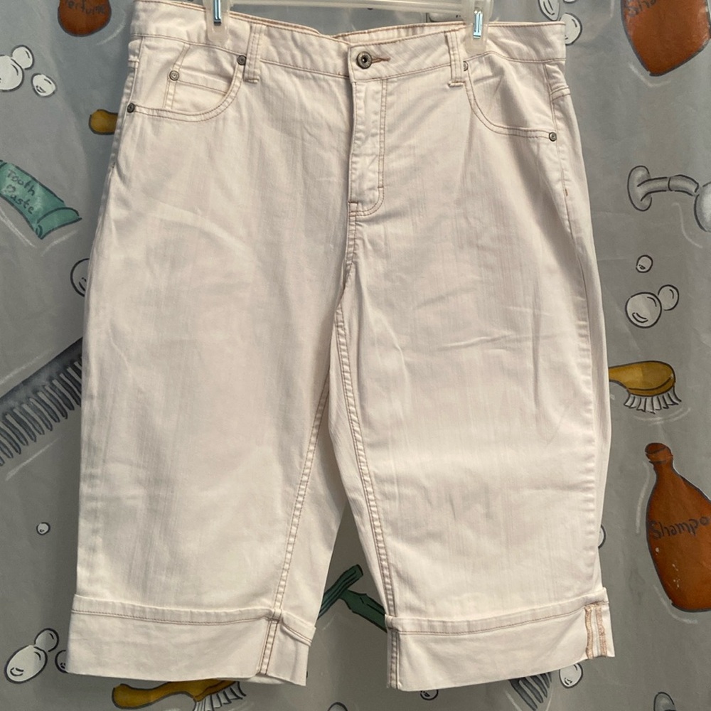 Faded Glory Stretch White Denim Capri Shorts.